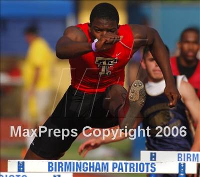 Thumbnail 3 in L.A. City Section Championships photogallery.