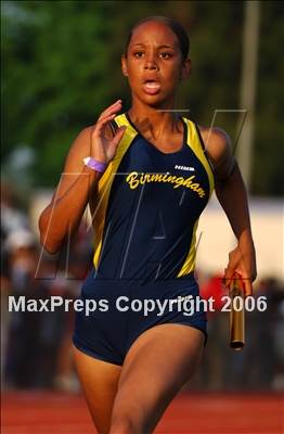 Thumbnail 3 in L.A. City Section Championships photogallery.