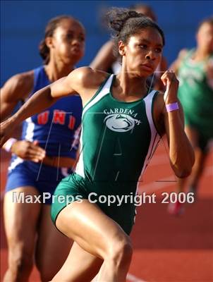 Thumbnail 2 in L.A. City Section Championships photogallery.