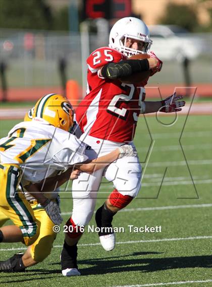 Thumbnail 3 in South @ Maize photogallery.