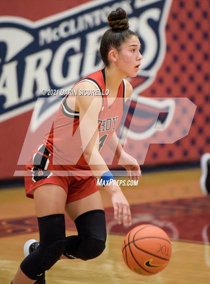 Thumbnail 3 in Troy vs. Columbine (Nike Tournament of Champions) photogallery.