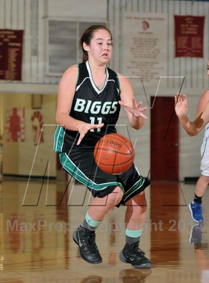 Thumbnail 2 in Biggs vs. Pierce (Love of the Game) photogallery.