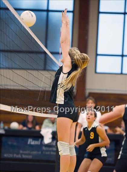 Thumbnail 1 in Calvary Christian vs St. Petersburg Catholic photogallery.