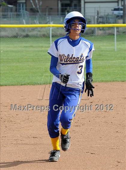 Thumbnail 2 in Taft @ Tehachapi photogallery.
