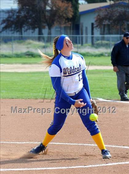 Thumbnail 2 in Taft @ Tehachapi photogallery.