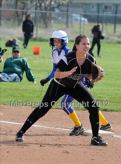 Thumbnail 3 in Taft @ Tehachapi photogallery.