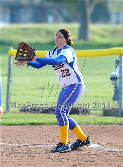 Thumbnail 2 in Taft @ Tehachapi photogallery.