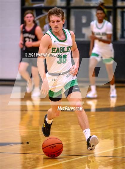 Thumbnail 1 in Liberty-Eylau vs. Tatum (UIL 3A D1 Area Playoff) photogallery.