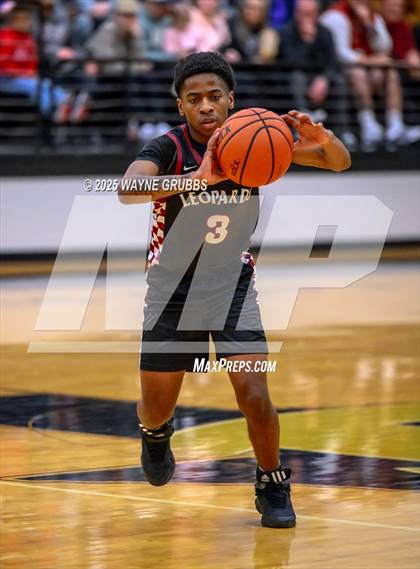 Thumbnail 1 in Liberty-Eylau vs. Tatum (UIL 3A D1 Area Playoff) photogallery.