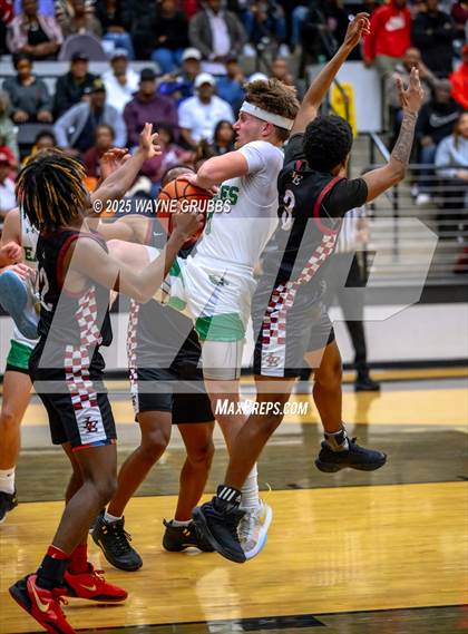 Thumbnail 1 in Liberty-Eylau vs. Tatum (UIL 3A D1 Area Playoff) photogallery.