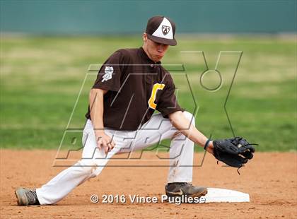 Thumbnail 2 in Crespi vs. Alumni 2016 photogallery.