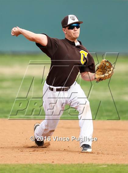Thumbnail 3 in Crespi vs. Alumni 2016 photogallery.