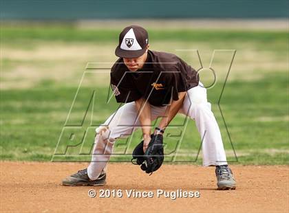 Thumbnail 3 in Crespi vs. Alumni 2016 photogallery.