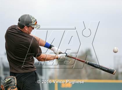 Thumbnail 2 in Crespi vs. Alumni 2016 photogallery.