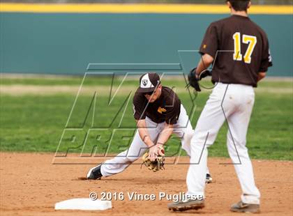 Thumbnail 2 in Crespi vs. Alumni 2016 photogallery.