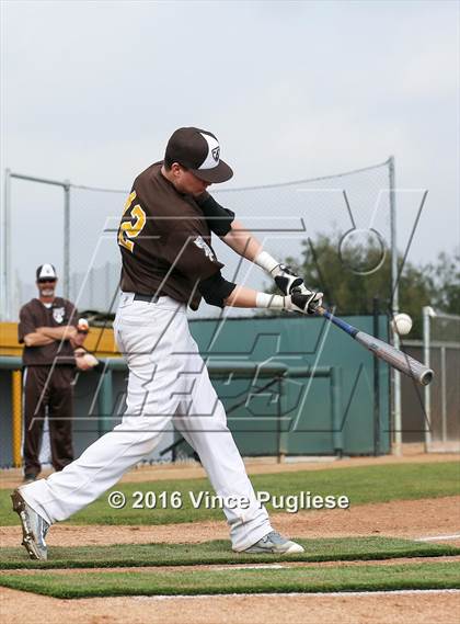 Thumbnail 3 in Crespi vs. Alumni 2016 photogallery.