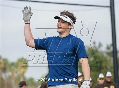 Thumbnail 2 in Crespi vs. Alumni 2016 photogallery.