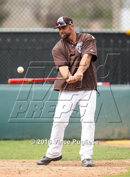 Thumbnail 3 in Crespi vs. Alumni 2016 photogallery.