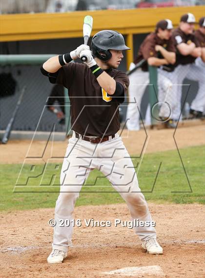 Thumbnail 1 in Crespi vs. Alumni 2016 photogallery.