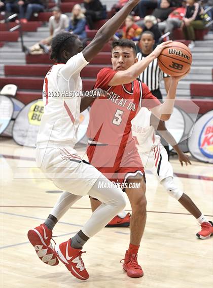 Thumbnail 2 in Great Oak vs. Palm Springs (Rancho Mirage Holiday Invitational) photogallery.