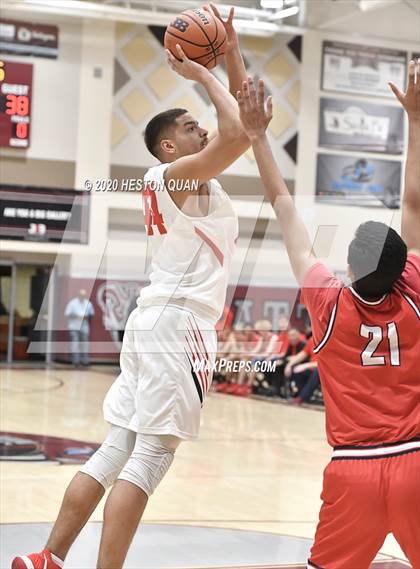 Thumbnail 2 in Great Oak vs. Palm Springs (Rancho Mirage Holiday Invitational) photogallery.