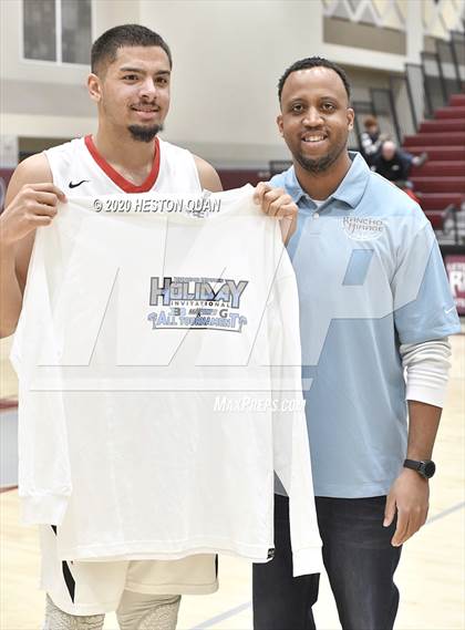 Thumbnail 2 in Great Oak vs. Palm Springs (Rancho Mirage Holiday Invitational) photogallery.