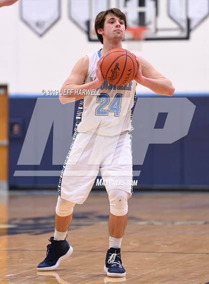 Thumbnail 2 in Tallmadge @ Louisville (OHSAA DII District Playoff) photogallery.