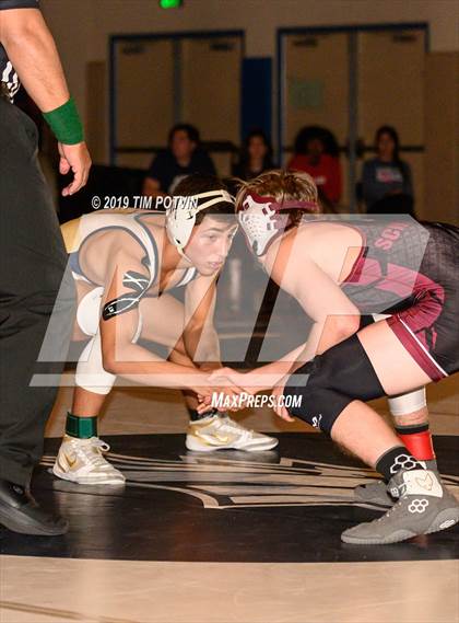 Thumbnail 2 in Paloma Valley vs Vista Murrieta photogallery.