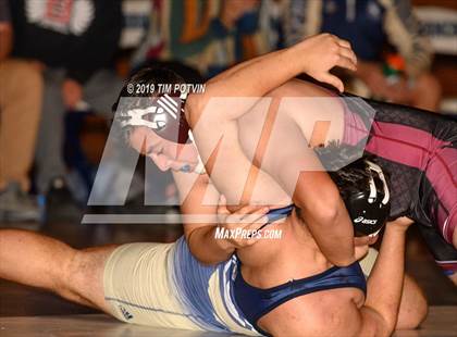 Thumbnail 2 in Paloma Valley vs Vista Murrieta photogallery.