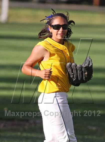 Thumbnail 3 in D'Evelyn @ Wheat Ridge photogallery.
