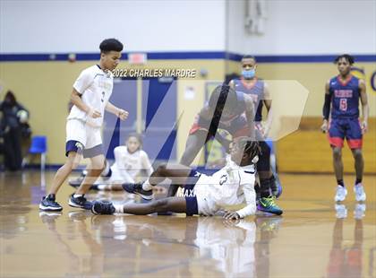 Thumbnail 3 in Terry Sanford @ E.E. Smith photogallery.