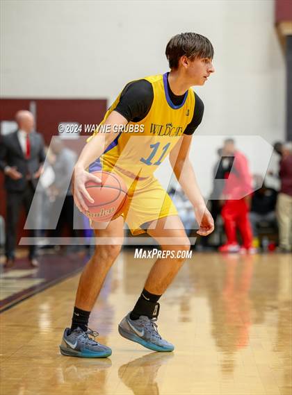 Thumbnail 2 in Brookeland vs. Chapel Hill (Tenaha ISD Holiday Hoops) photogallery.