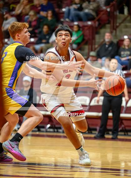 Thumbnail 2 in Brookeland vs. Chapel Hill (Tenaha ISD Holiday Hoops) photogallery.