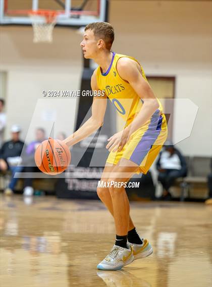 Thumbnail 2 in Brookeland vs. Chapel Hill (Tenaha ISD Holiday Hoops) photogallery.