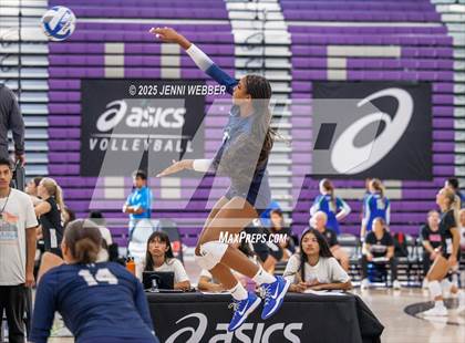 Thumbnail 1 in Sierra Canyon vs. Skyview (Durango Fall Classic) photogallery.