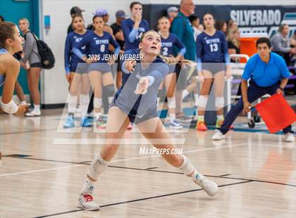 Thumbnail 2 in Sierra Canyon vs. Skyview (Durango Fall Classic) photogallery.