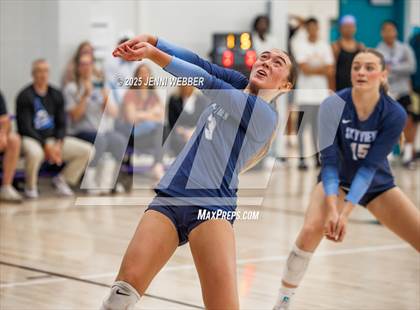 Thumbnail 1 in Sierra Canyon vs. Skyview (Durango Fall Classic) photogallery.