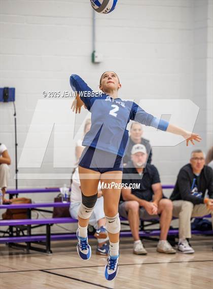 Thumbnail 2 in Sierra Canyon vs. Skyview (Durango Fall Classic) photogallery.