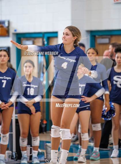 Thumbnail 3 in Sierra Canyon vs. Skyview (Durango Fall Classic) photogallery.