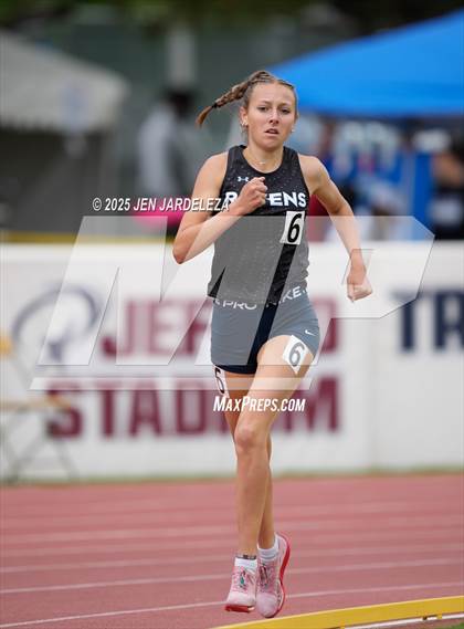 Thumbnail 2 in CHSAA Finals 5A (1600 Meter ) photogallery.