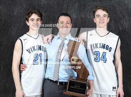 Thumbnail 1 in Pleasant Valley (CIF State D3 Award Photos) photogallery.