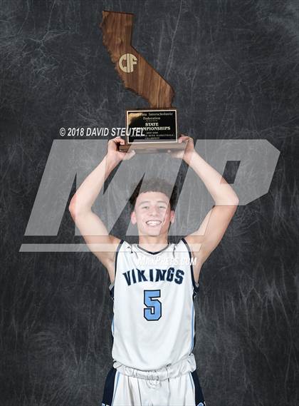 Thumbnail 3 in Pleasant Valley (CIF State D3 Award Photos) photogallery.