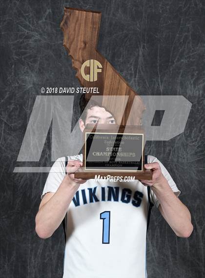 Thumbnail 3 in Pleasant Valley (CIF State D3 Award Photos) photogallery.