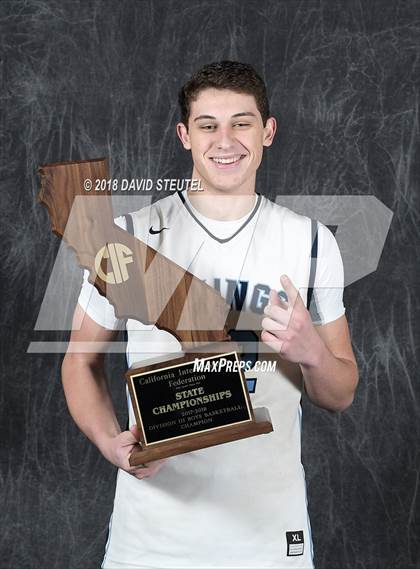 Thumbnail 2 in Pleasant Valley (CIF State D3 Award Photos) photogallery.