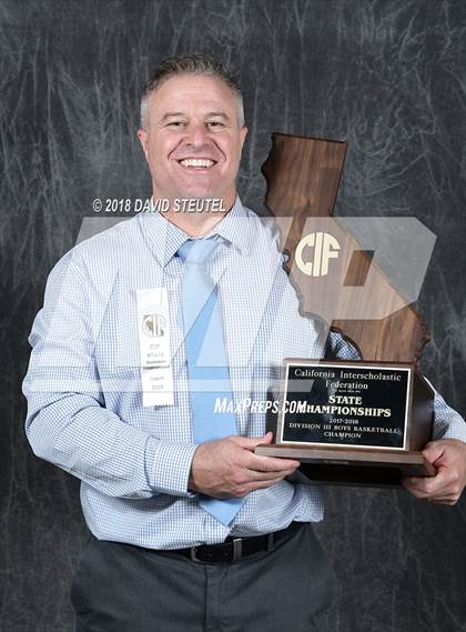 Thumbnail 2 in Pleasant Valley (CIF State D3 Award Photos) photogallery.
