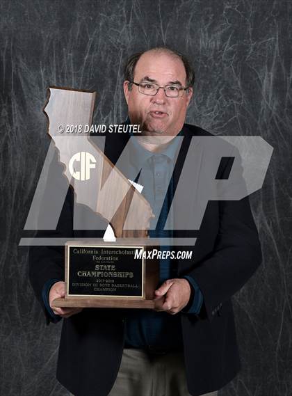 Thumbnail 1 in Pleasant Valley (CIF State D3 Award Photos) photogallery.