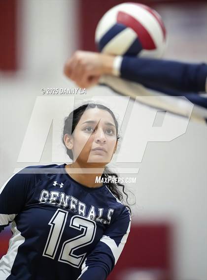 Thumbnail 2 in Washington-Liberty @ West Potomac photogallery.
