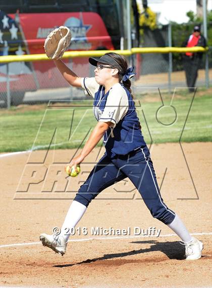 Thumbnail 1 in Golden Valley @ Tehachapi photogallery.