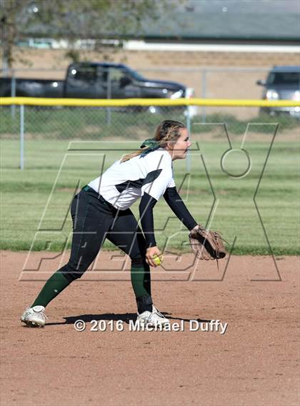 Thumbnail 1 in Golden Valley @ Tehachapi photogallery.