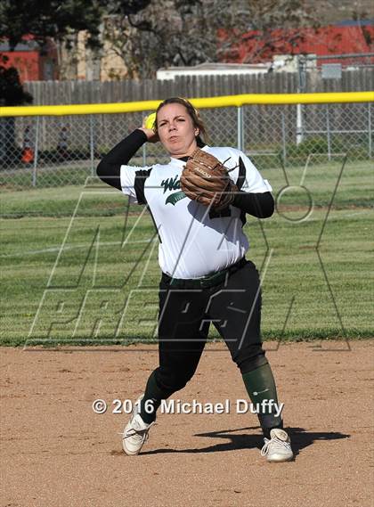 Thumbnail 1 in Golden Valley @ Tehachapi photogallery.